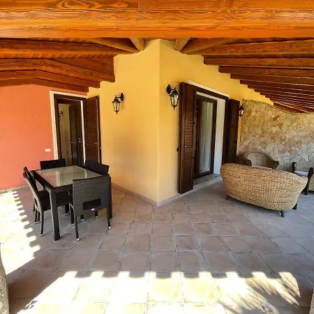 Casa Eleonora Agora' *